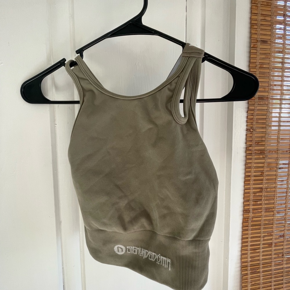 WIT brand new never worn sports bra